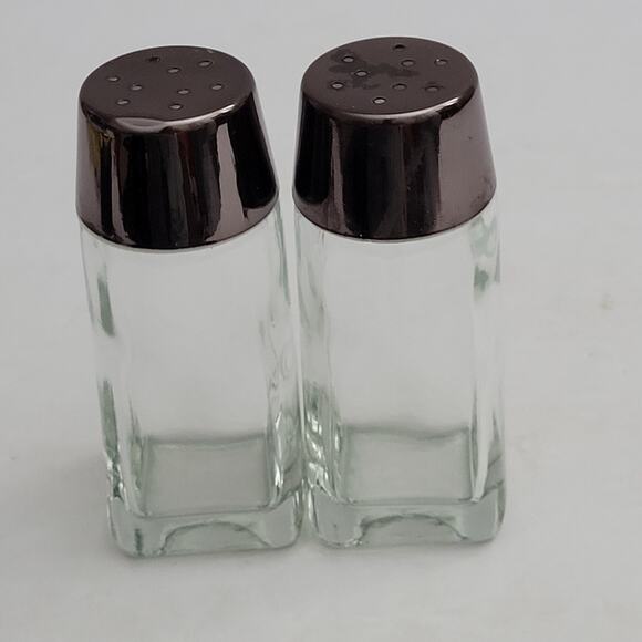 Salt and Pepper Shakers - Picture 7 of 7